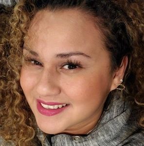 Meet your Posher, Nuvia